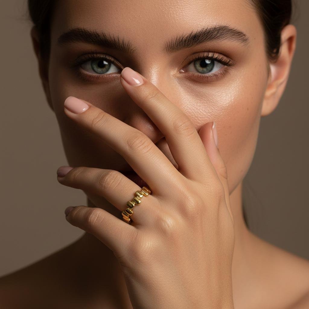 Alternative view of Smooth Link Band Gold Plate Ring