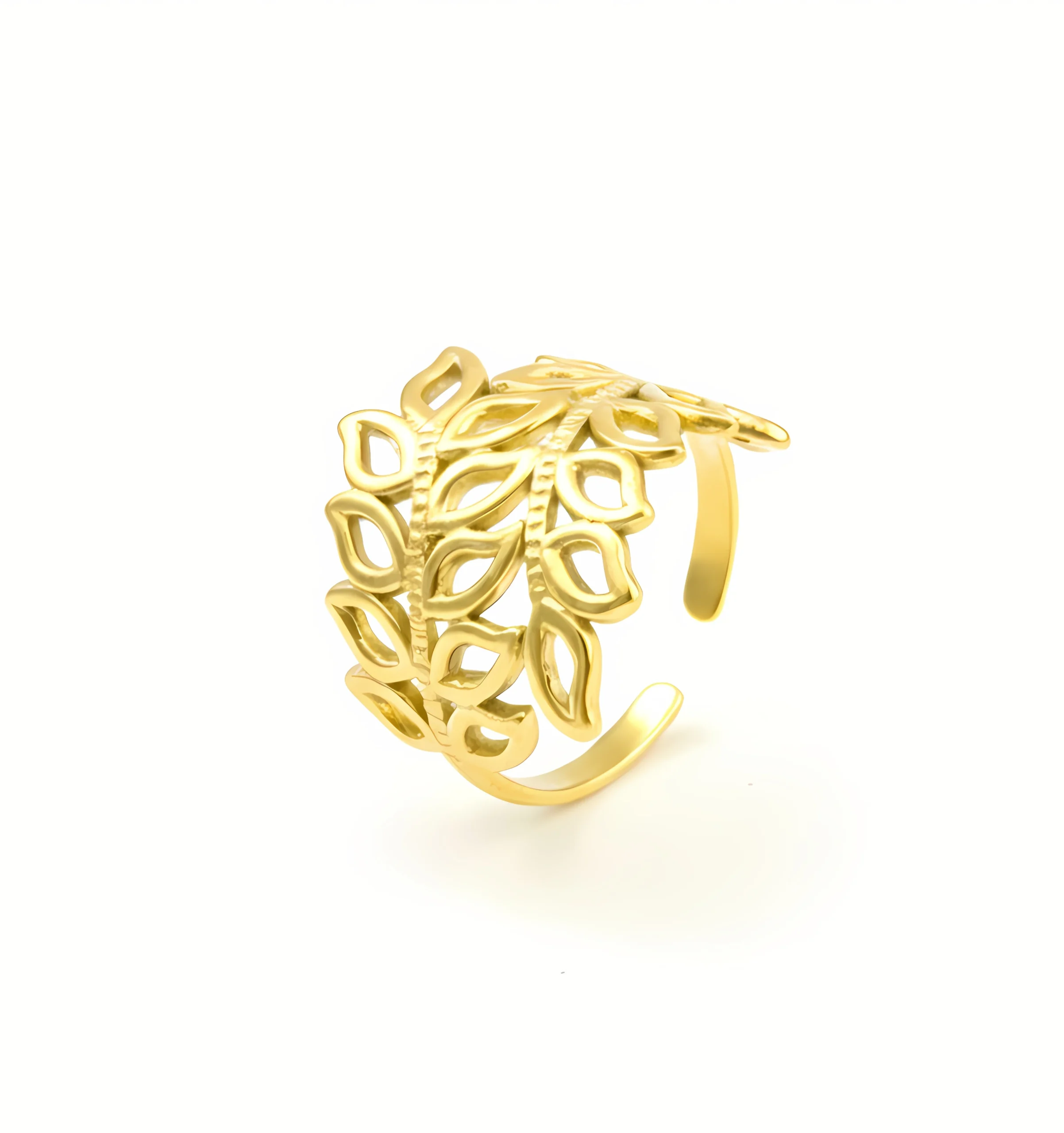 Luxe Layered Leaf Design Ring