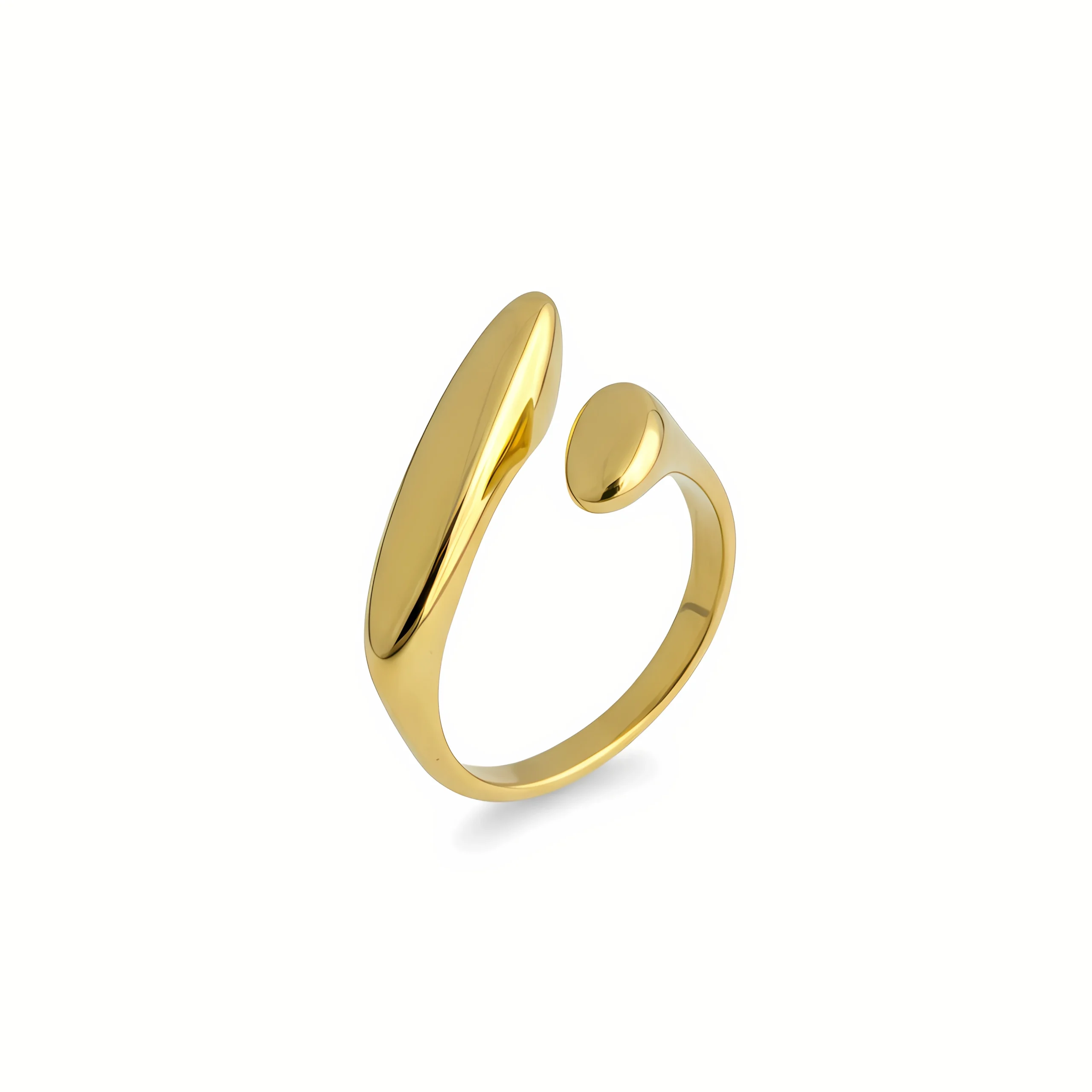 Minimal Tilted Gold Plate Ring