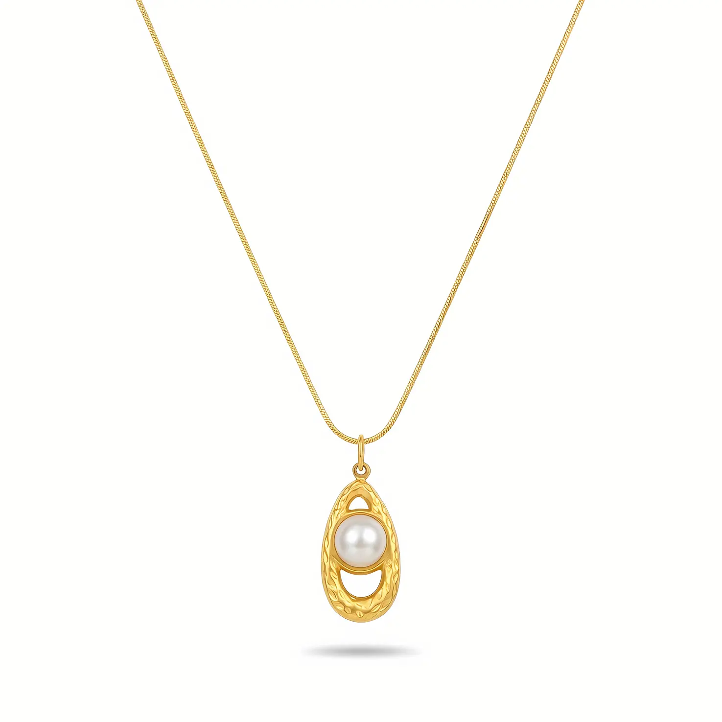 Snake Chain Necklace with Hammered Oval Frame Pearl Pendant